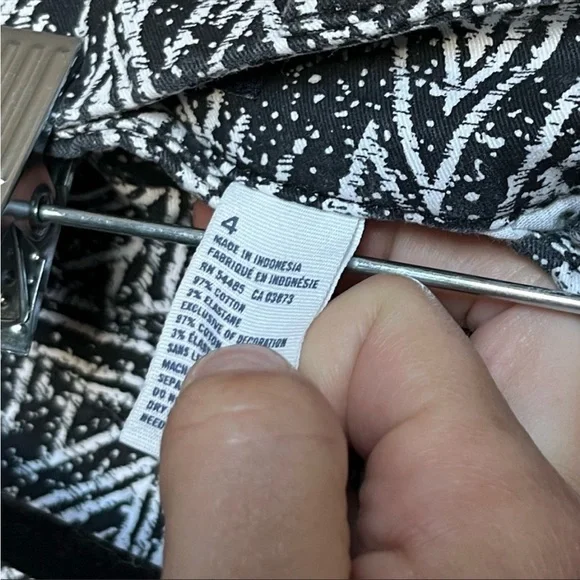 American Eagle Shorts EUC! - Picture 3 of 3